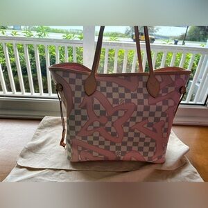 🌸Louis Vuitton Tahitienne 💕 neverfull MM LE🌸